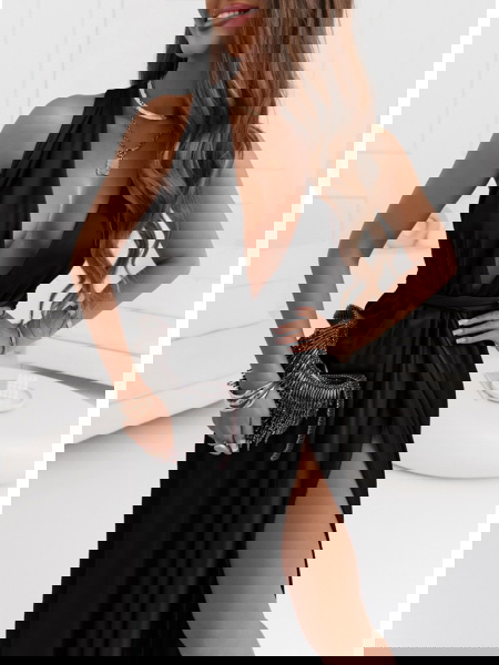 Czarna długa satynowa... 2