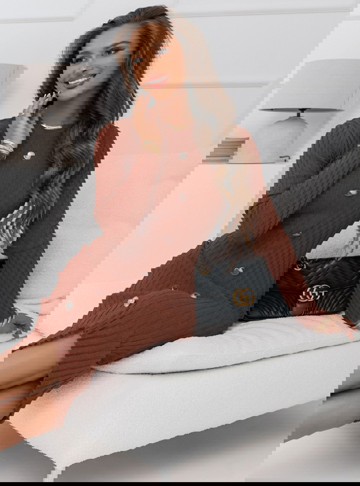 Ceglasta sweterkowa prążkowana...