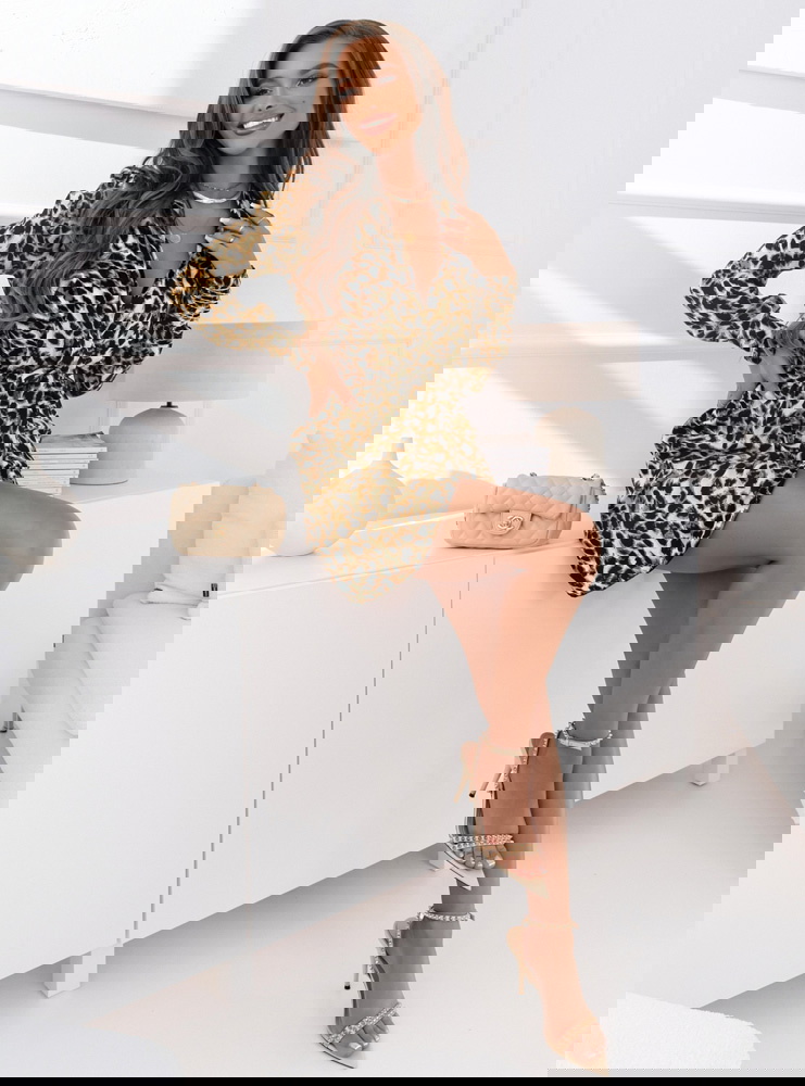 Przekładana sukienka w panterkę...