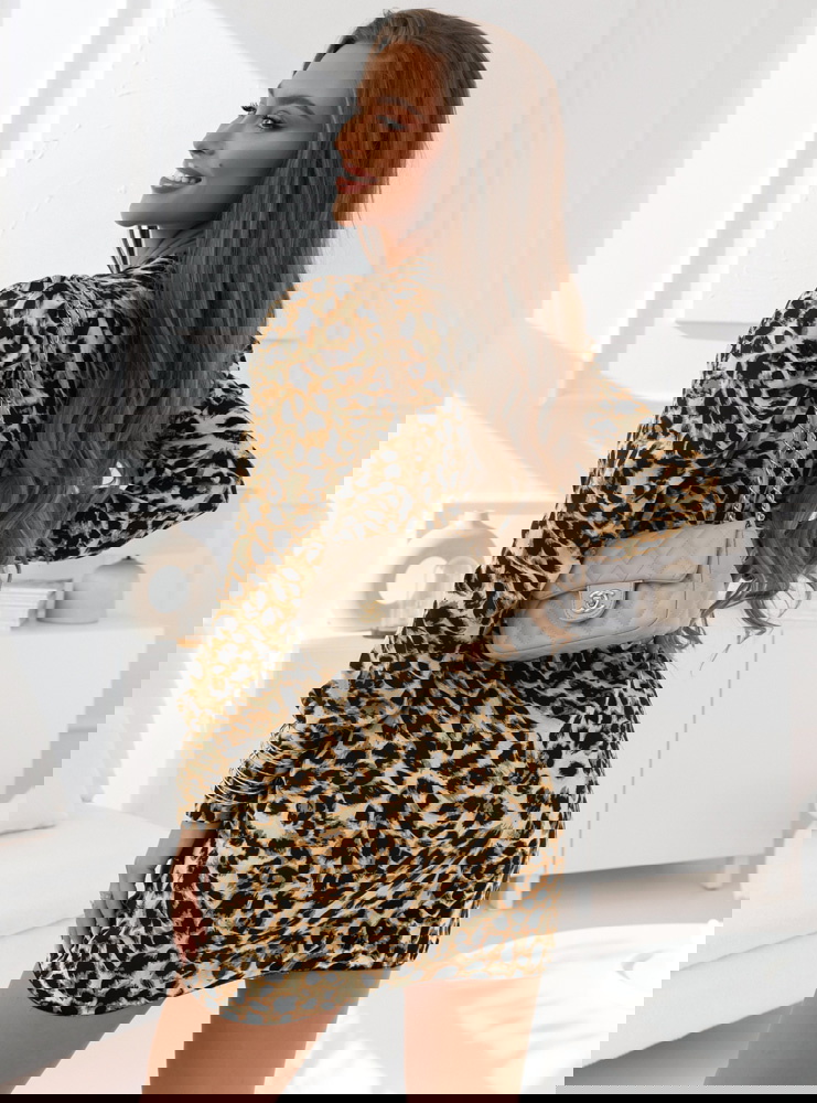 Przekładana sukienka w panterkę...