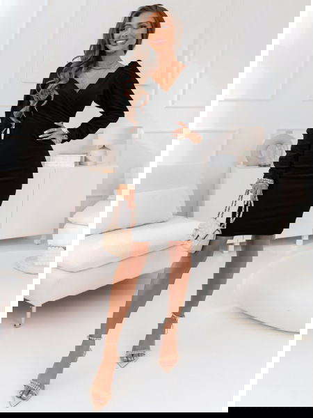 Czarna sukienka welurowa z... 2