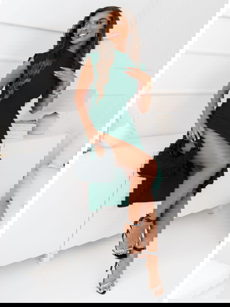 Dopasowana sukienka z... 2