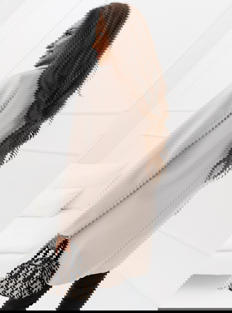 Beżowy płaszcz zapinany na guzik Penny