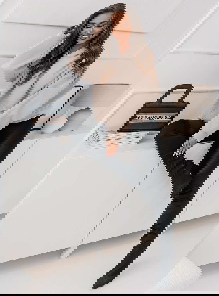 Logowana bluza oversize z kapturem...