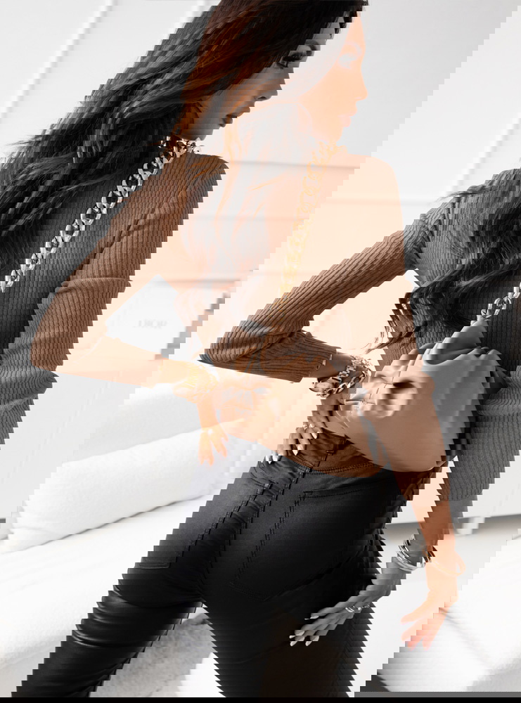 Sweterek z dekoltem w serek Romika -...