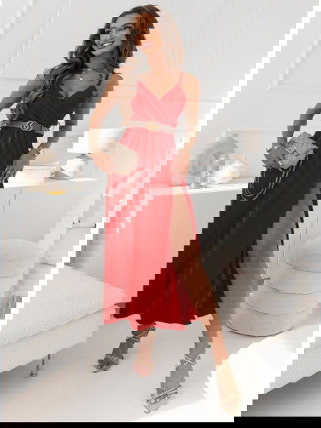 Malinowa sukienka satynowa... 2