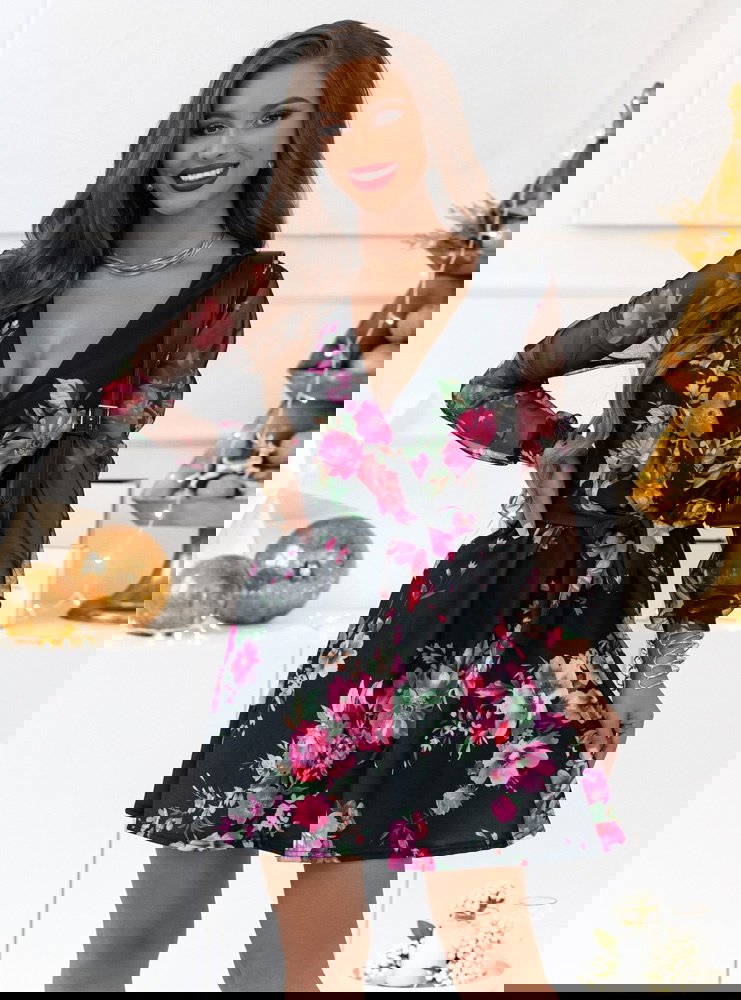 Wzorzysta sukienka z przekładanym...