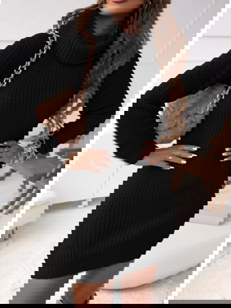 Czarna sweterkowa sukienka... 2