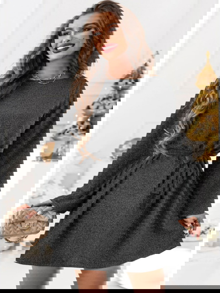 Czarna trapezowa sukienka z... 2