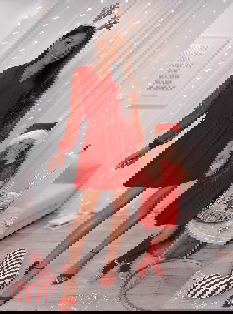 Malinowy zestaw sukienek z tiulowymi...