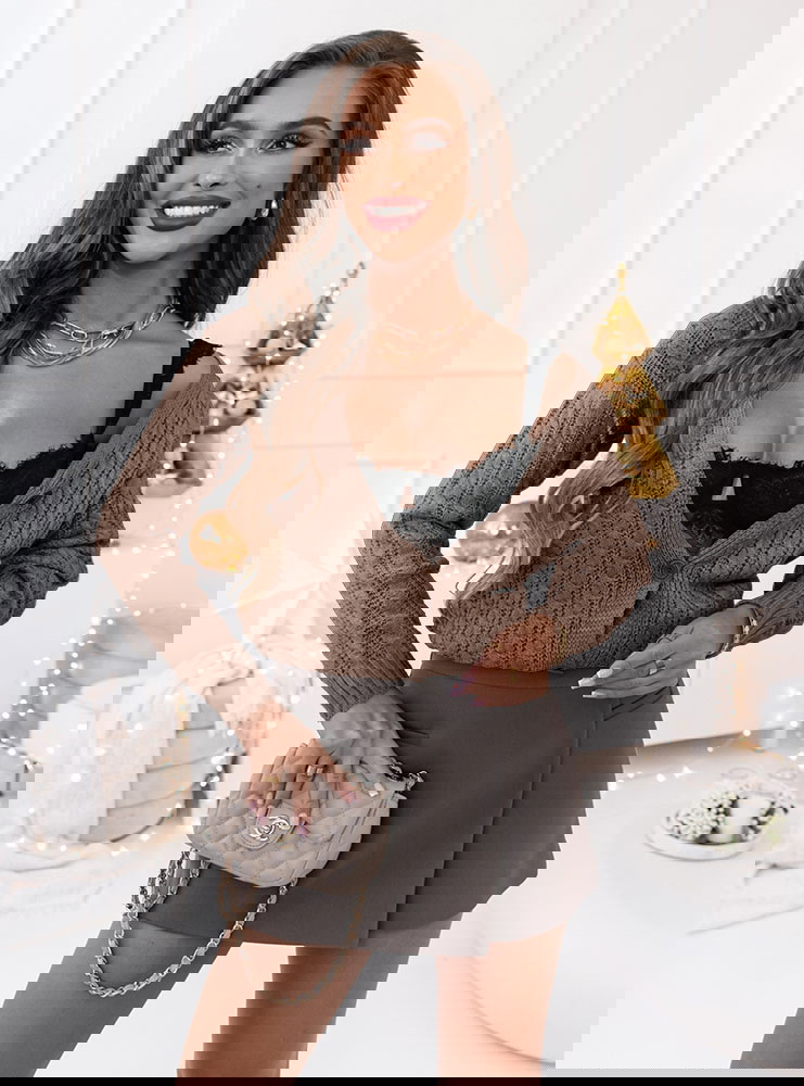 Rozpinany sweter z ozdobnymi...