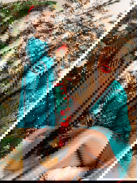 Satynowy zestaw sukienek... 2