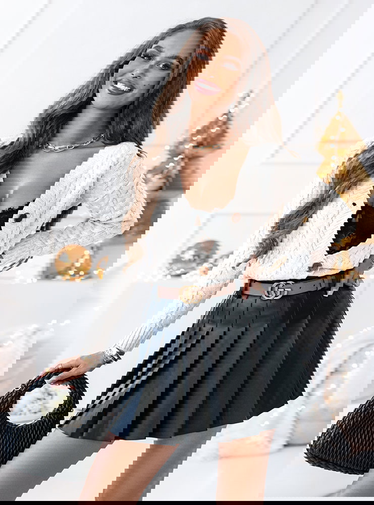 Sweter z ozdobnymi warkoczami Selence...