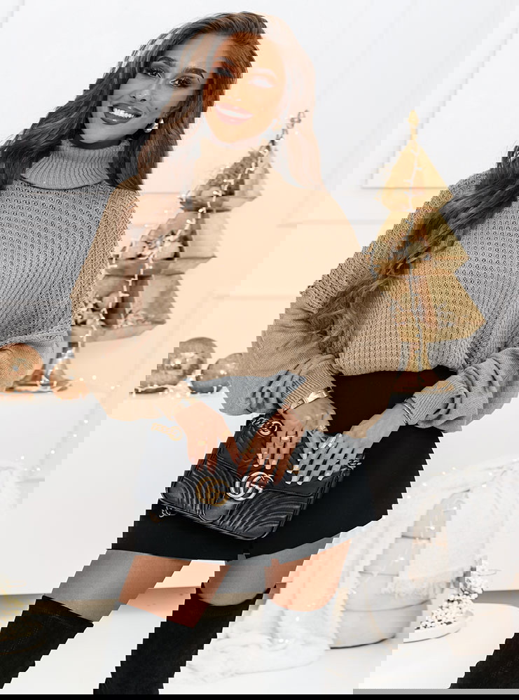 Ażurkowy sweter z golfem Zometta - latte