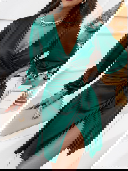 Satynowa sukienka... 2