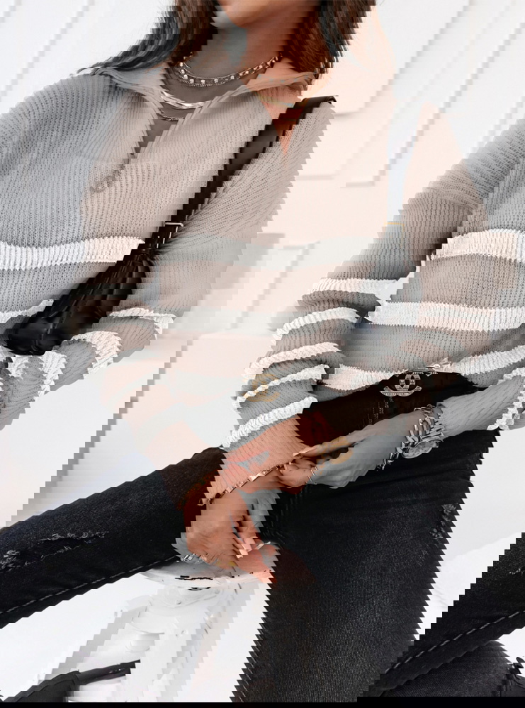 Sweter w paski z wysokim golfem Zilka...