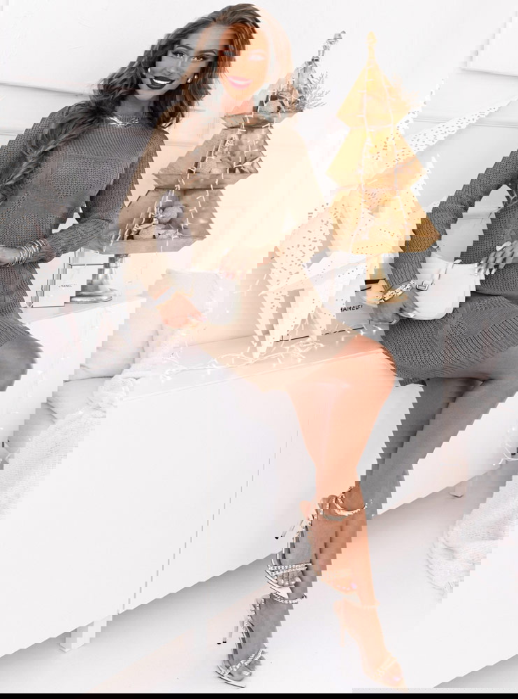 Swetrowa sukienka w serca Lollei -...