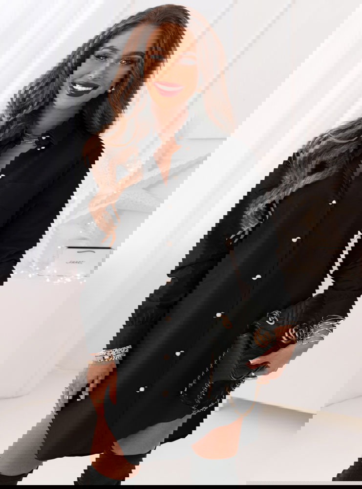 Czarna sukienka koszulowa z guzikami...