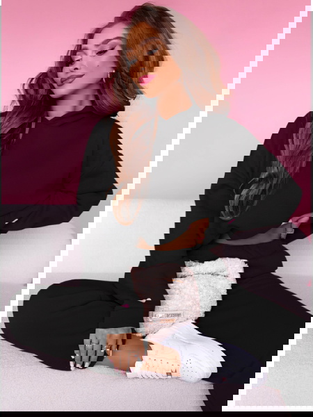 Czarny komplet dresowy z... 2