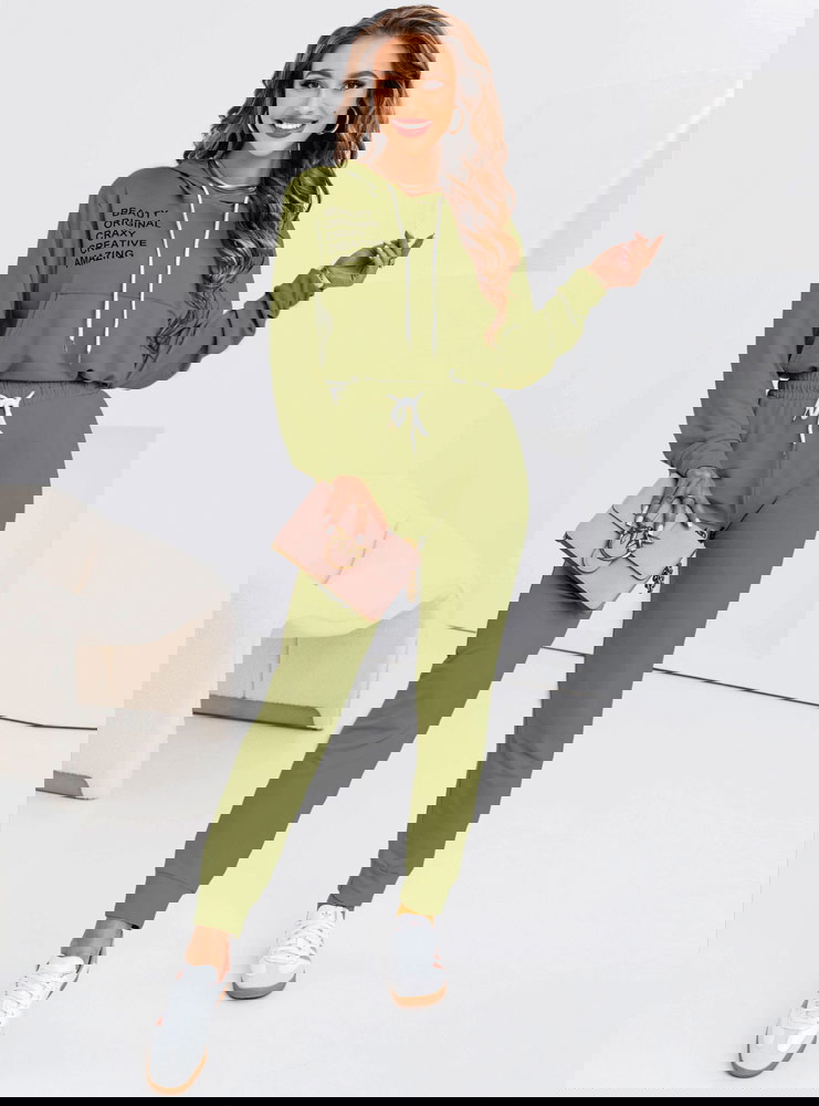 Komplet dresowy z napisami Deyena -...