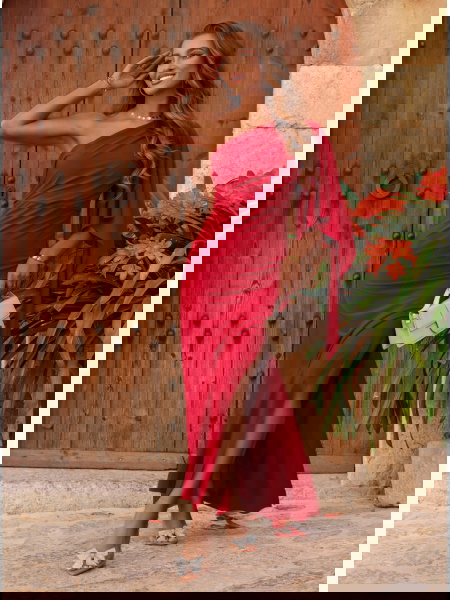 Malinowa sukienka na jedno... 2