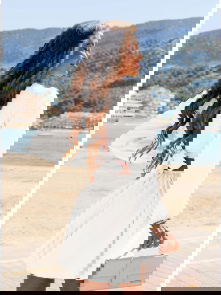 Biała sukienka... 2