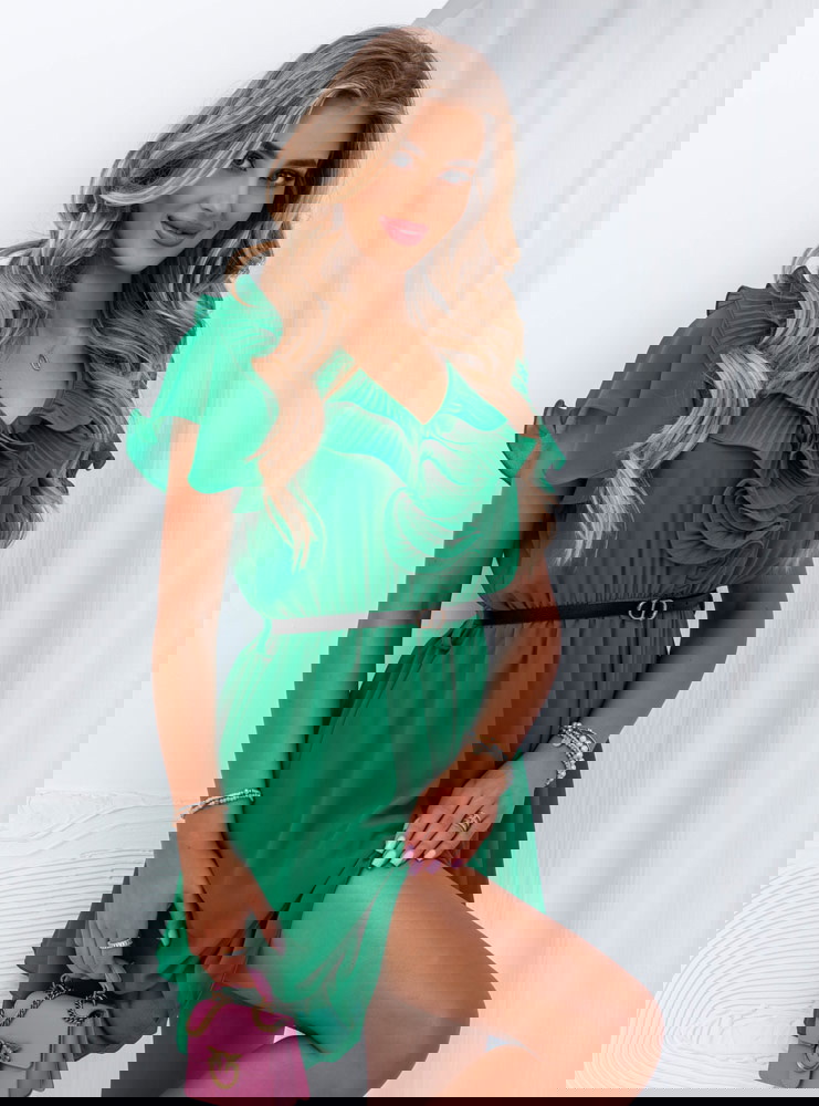 Szmaragdowa rozkloszowana sukienka z...