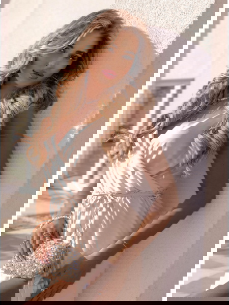 Beżowa długa przekładana... 2