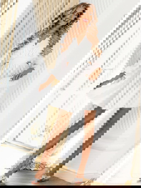 Biała sukienka... 2