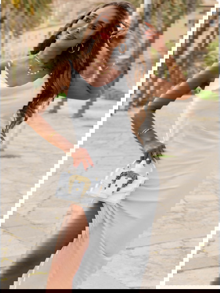 Biała satynowa długa... 2