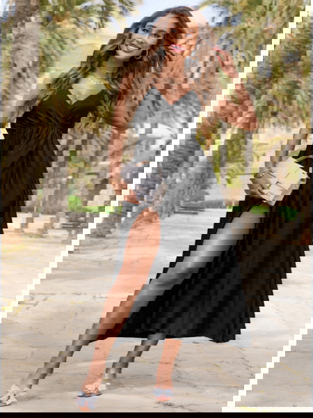 Czarna sukienka satynowa... 2