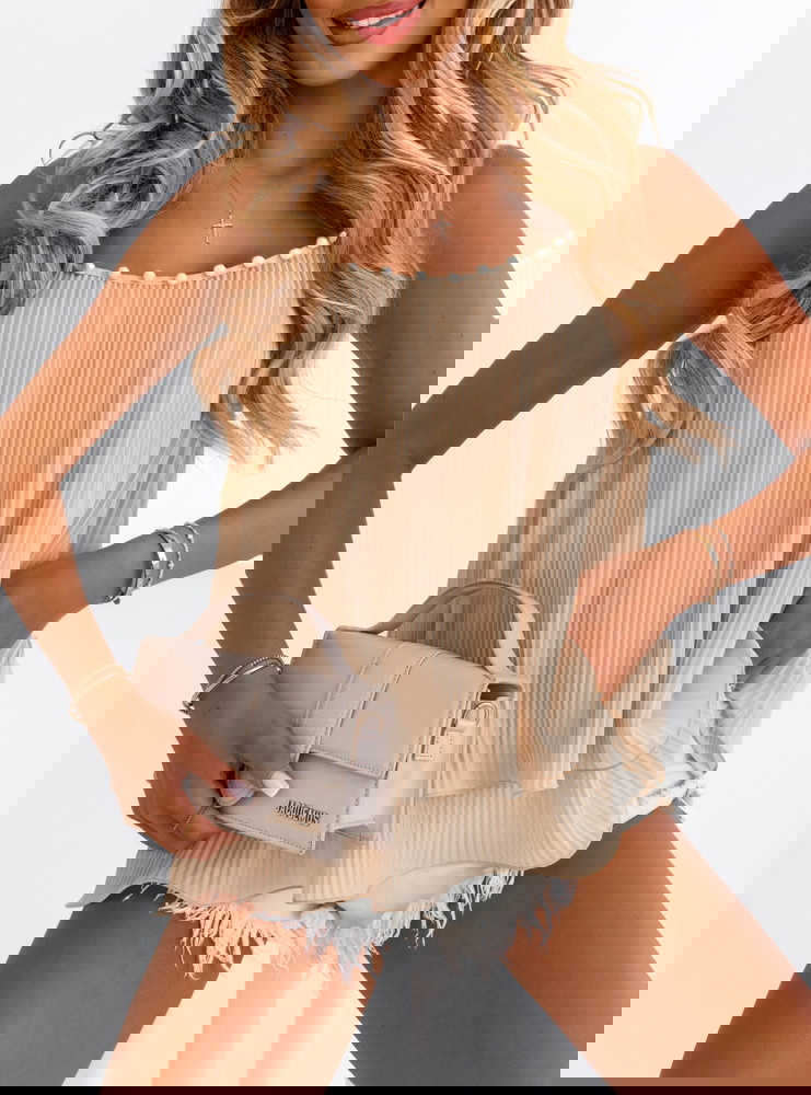 Beżowa bluzka na ramiączkach z...