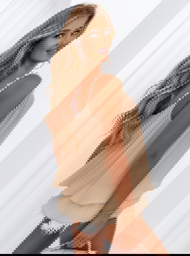 Beżowa bluzka na ramiączkach z...