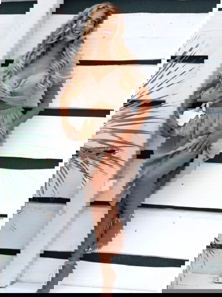 Beżowa muślinowa sukienka... 2