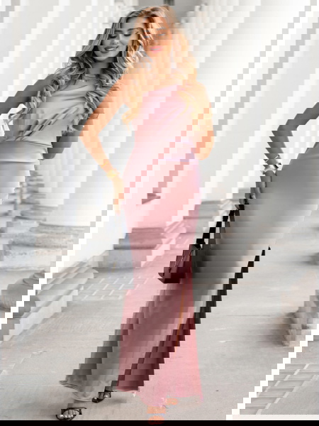 Długa sukienka z rozcięciem... 2