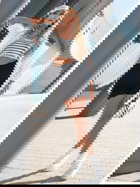 Czarne prążkowane kolarki... 2