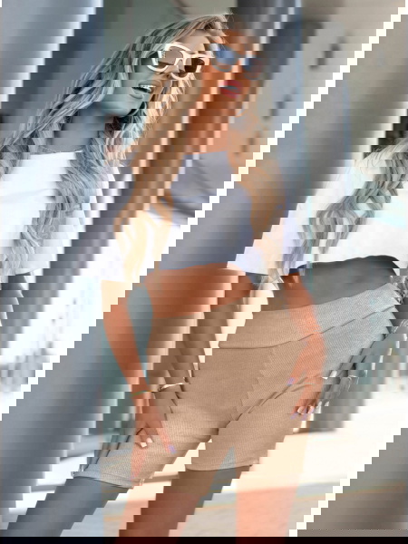 Beżowe prążkowane kolarki... 2