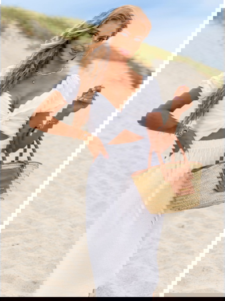 Biała muślinowa sukienka... 2