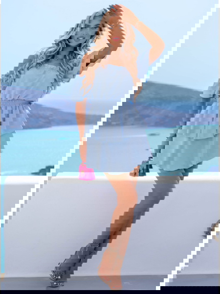 Błękitny kombinezon jak... 2