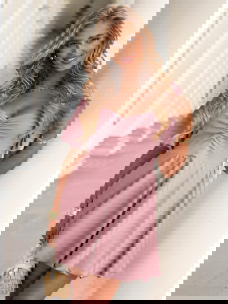 Sukienka mini z bufiastymi... 2