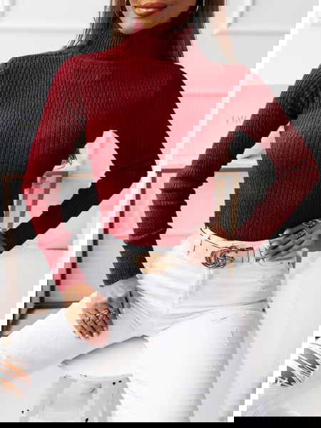 Bordowy sweter z golfem i... 2