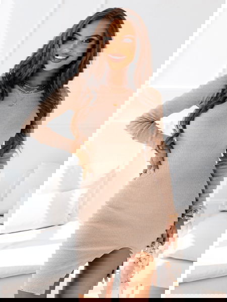 Beżowa prążkowana... 2