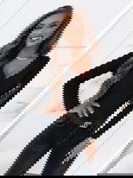 Czarna prążkowana bluzka z... 2