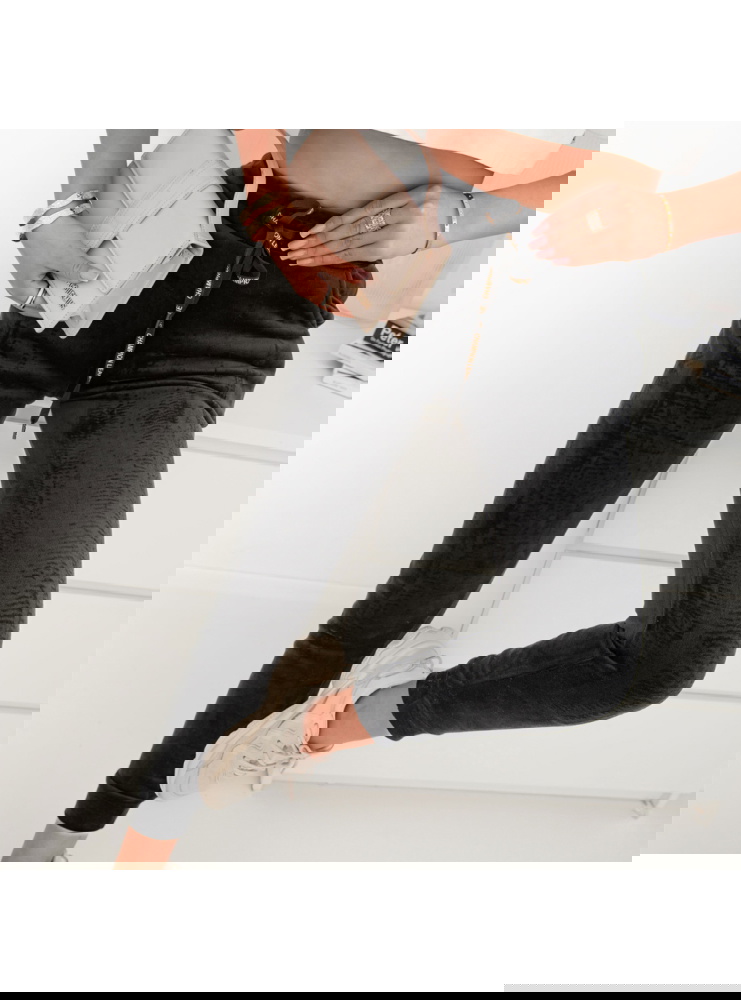 Czarne spodnie welurowe Theola