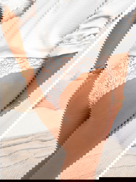 Białe majtki z koronką Jamee 2