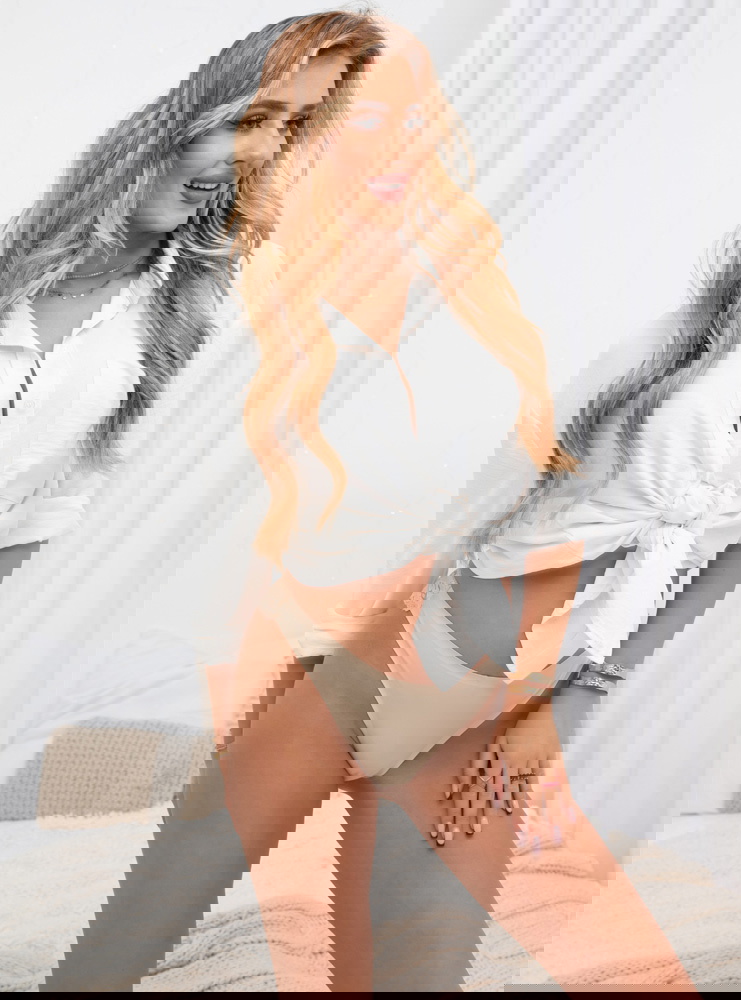 Beżowe majtki z koronką Jamee