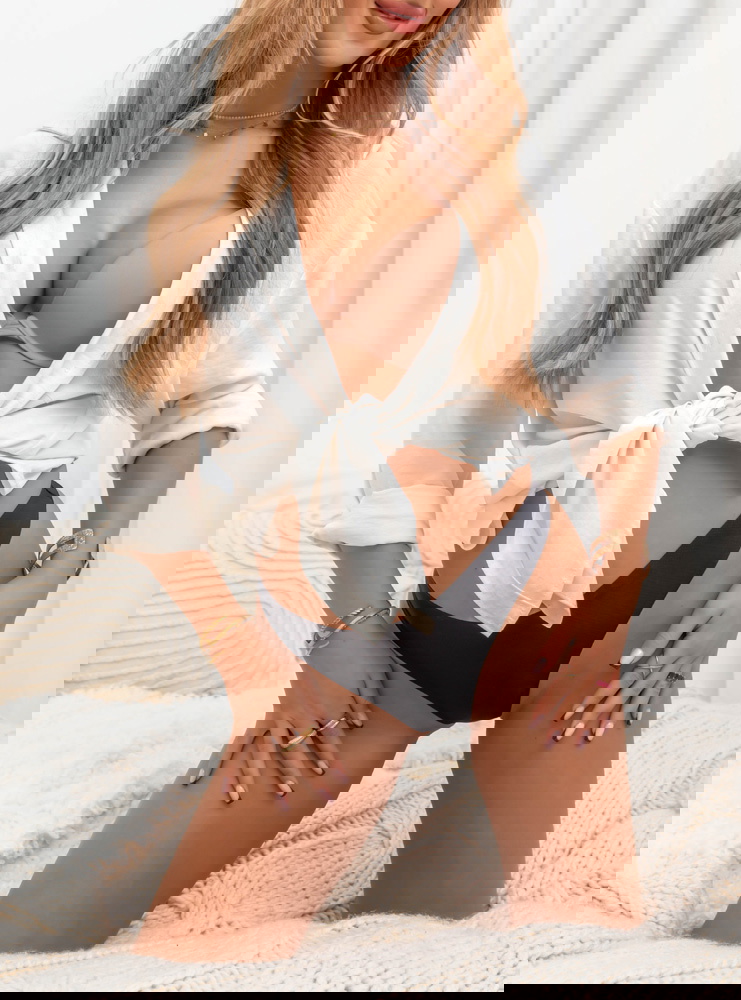 Czarne bezszwowe majtki stringi Paulla