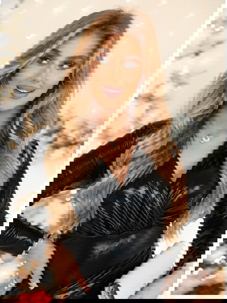 Czarna metaliczna sukienka... 2