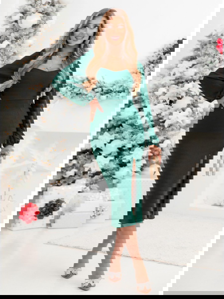 Sukienka z rozcięciem... 2