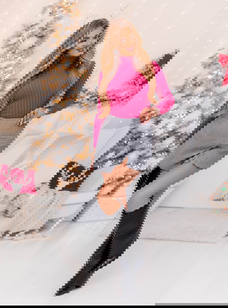 Sweter z półgolfem i długimi rękawami...